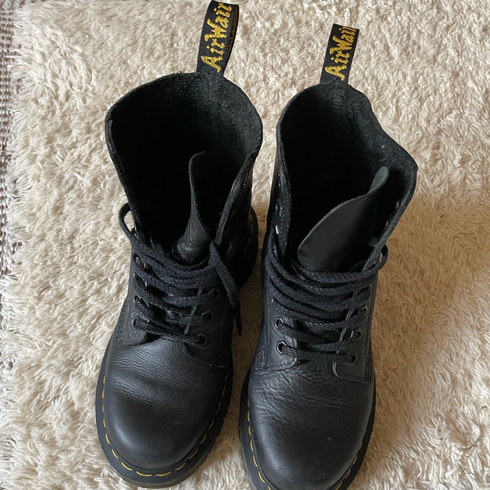 Soft Leather Dr Martens